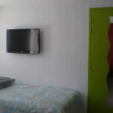 De La Paix Apartahotel 3*